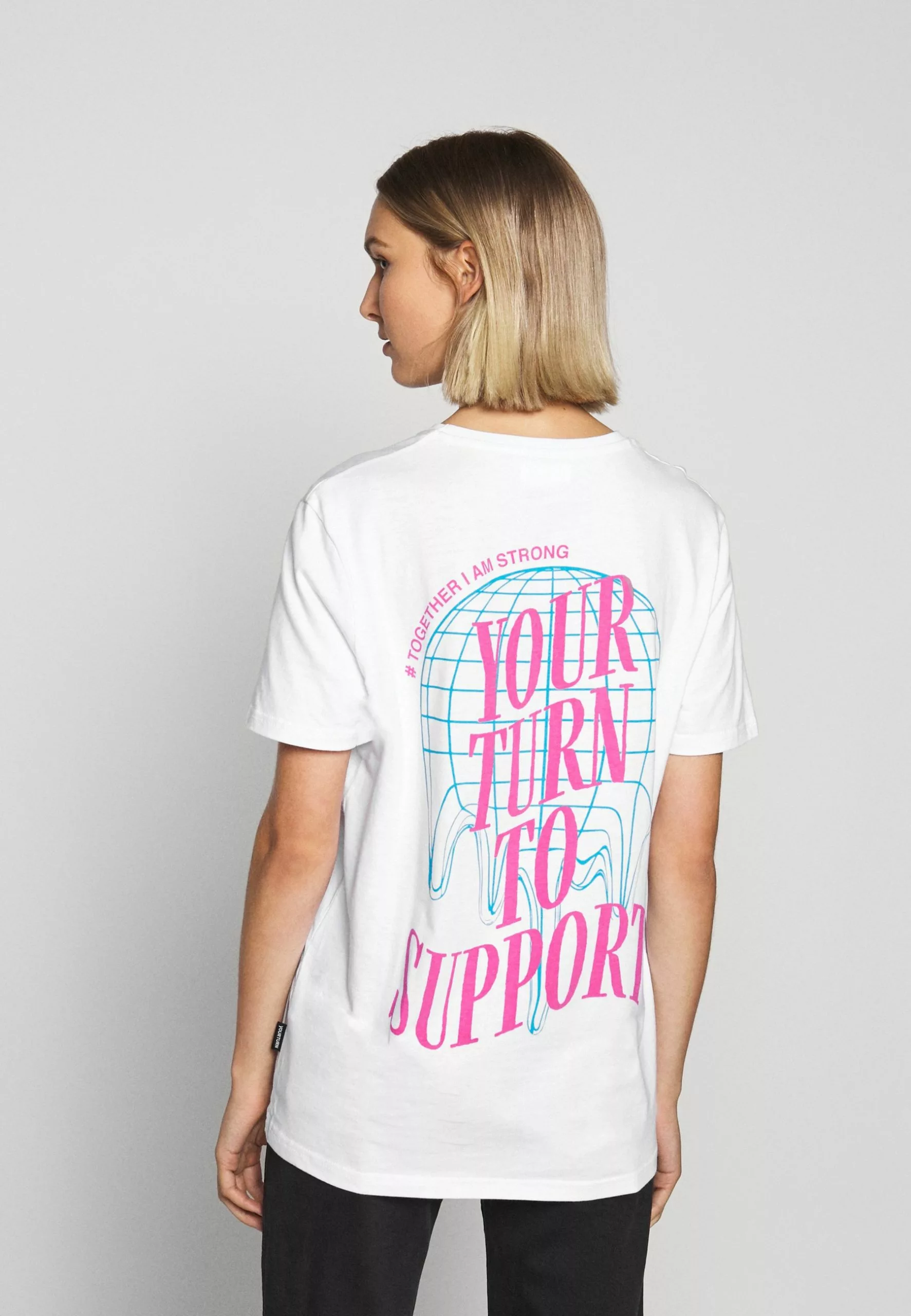 Promos YOURTURN T-shirt imprimé t shirt Col rond all 4 Promos YOURTURN T-shirt imprimé t shirt Col rond all – Image 2