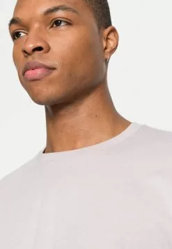 YOURTURN 5 PACK - T-shirt à manches longues Prix d’Amis t shirt Col rond all -YOURTURN Soldes 2023 0a4e7ea8bdfd4938945aadc671f98be7