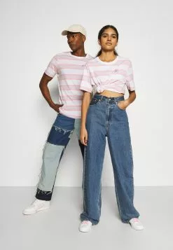 Prix Sacrifiés YOURTURN UNISEX - T-shirt imprimé t shirt Col rond all -YOURTURN Soldes 2023 11aba07a831348f48c278872d9ab991b