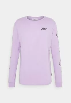 Prix Usine YOURTURN UNISEX - T-shirt à manches longues t shirt Col rond all 14 Prix Usine YOURTURN UNISEX - T-shirt à manches longues t shirt Col rond all -YOURTURN Soldes 2023 120f5ecfbb1642c0a61eeb5aaabd6983 1