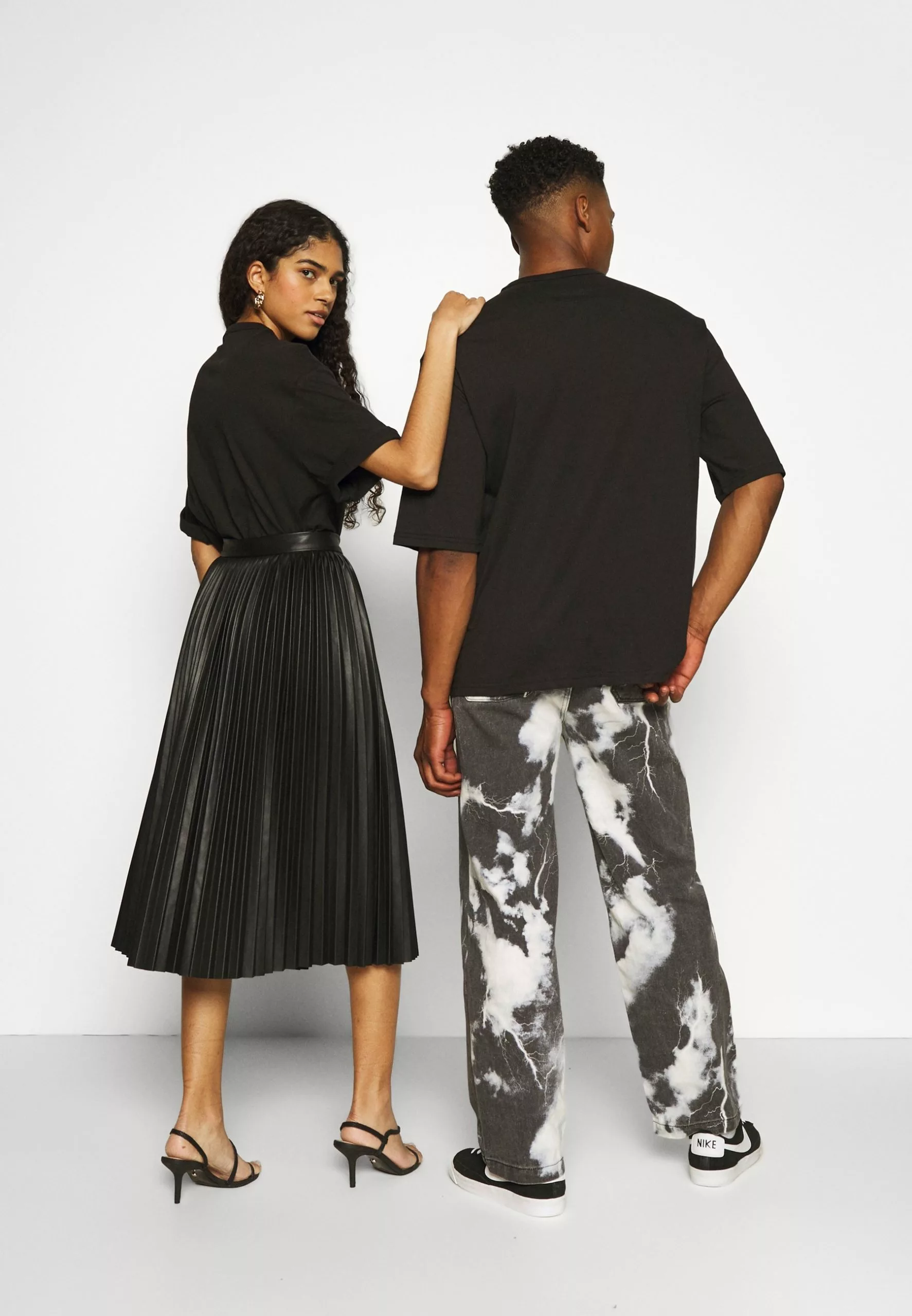 En promotion YOURTURN UNISEX - T-shirt basique t shirt Col rond all 5 En promotion YOURTURN UNISEX - T-shirt basique t shirt Col rond all – Image 3