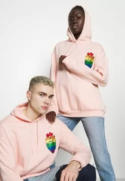 YOURTURN Meilleur Prix Garanti RAINBOW HEART HOODIE PRIDE UNISEX - Sweat à capuche pullover Capuche all 12 YOURTURN Meilleur Prix Garanti RAINBOW HEART HOODIE PRIDE UNISEX - Sweat à capuche pullover Capuche all -YOURTURN Soldes 2023 21bf0cef2eb844e0a1835d591c74b6d3