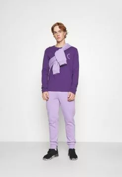 Prix Refroidis YOURTURN UNISEX - T-shirt à manches longues t shirt Col rond all 10 Prix Refroidis YOURTURN UNISEX - T-shirt à manches longues t shirt Col rond all -YOURTURN Soldes 2023 23353313fe0e44e29b4ba164c4f8b118