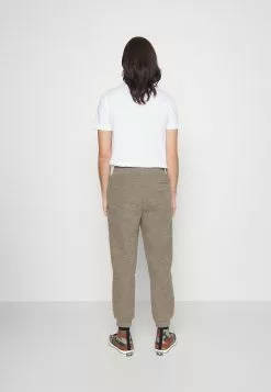 YOURTURN Pantalon de survêtement En Remise trouser Normale all 10 YOURTURN Pantalon de survêtement En Remise trouser Normale all -YOURTURN Soldes 2023 28b99c247abb4c84ab86358942b692b7