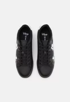 Prix Cassé YOURTURN DISNEY UNISEX - Baskets basses sneaker Rond all 12 Prix Cassé YOURTURN DISNEY UNISEX - Baskets basses sneaker Rond all -YOURTURN Soldes 2023 38bd9f3dc8014064960460a15330d7ac