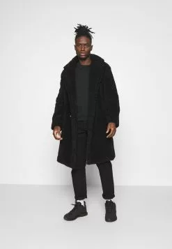 Prix Incroyables YOURTURN UNISEX - T-shirt à manches longues t shirt Col rond all -YOURTURN Soldes 2023 397faf057ef6473599cf0878cea756d7