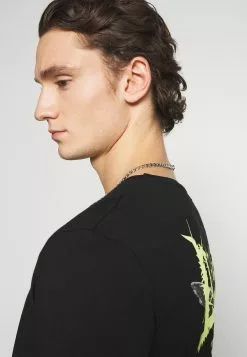 YOURTURN En Remise UNISEX - T-shirt imprimé t shirt Col rond all -YOURTURN Soldes 2023 4b92c8b8d5514ae7b5c02631852e3f26