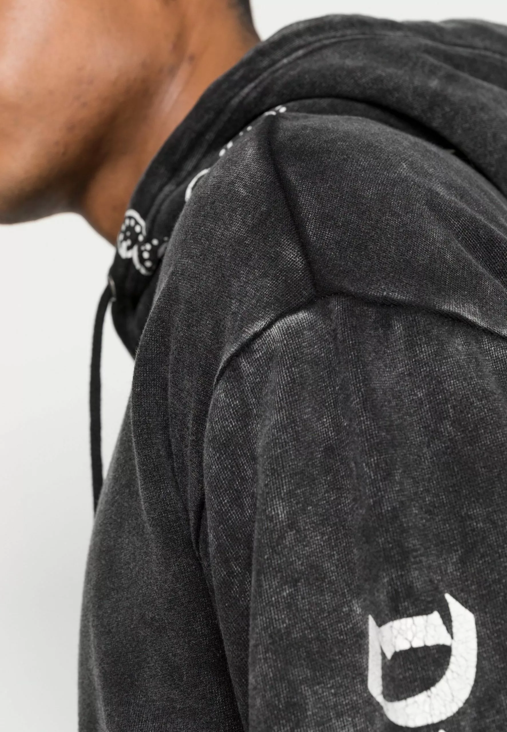 YOURTURN BANDANA PRINT HOODIE - Sweat à capuche Se Vend Bas Prix pullover Capuche all 7 YOURTURN BANDANA PRINT HOODIE - Sweat à capuche Se Vend Bas Prix pullover Capuche all – Image 5