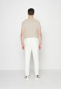 YOURTURN UNISEX - Pantalon de survêtement Prix Aimable trouser Normale all 13 YOURTURN UNISEX - Pantalon de survêtement Prix Aimable trouser Normale all -YOURTURN Soldes 2023 624b02b9a3664658bd63de22a701d779