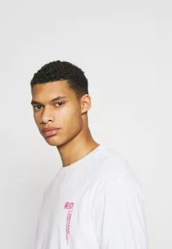 Prix Accessible YOURTURN UNISEX - T-shirt imprimé t shirt Col rond all 14 Prix Accessible YOURTURN UNISEX - T-shirt imprimé t shirt Col rond all -YOURTURN Soldes 2023 733ae02ad95d40189be8471c61329c1f