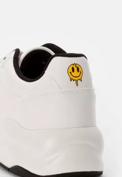 Prix Dégriffé YOURTURN UNISEX - Baskets basses sneaker Rond all -YOURTURN Soldes 2023 742851b324eb453bb44613fcea9e5f8d