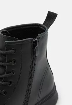 YOURTURN Prix Malin Bottines à lacets ankle boots Rond men -YOURTURN Soldes 2023 76e359bbfd824950a53ac052b9389ecf