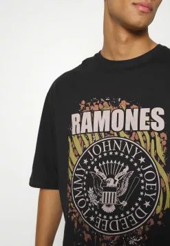 YOURTURN RAMONES TEE UNISEX - T-shirt imprimé Soldes t shirt Col rond all -YOURTURN Soldes 2023 7b71a6a1bc3140bcb1a56a1d562e973b