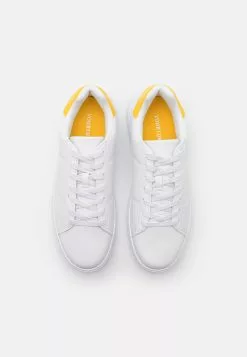 YOURTURN En promotion UNISEX - Baskets basses sneaker Rond all -YOURTURN Soldes 2023 7cc4888160674513a64efb94b20a3d2f