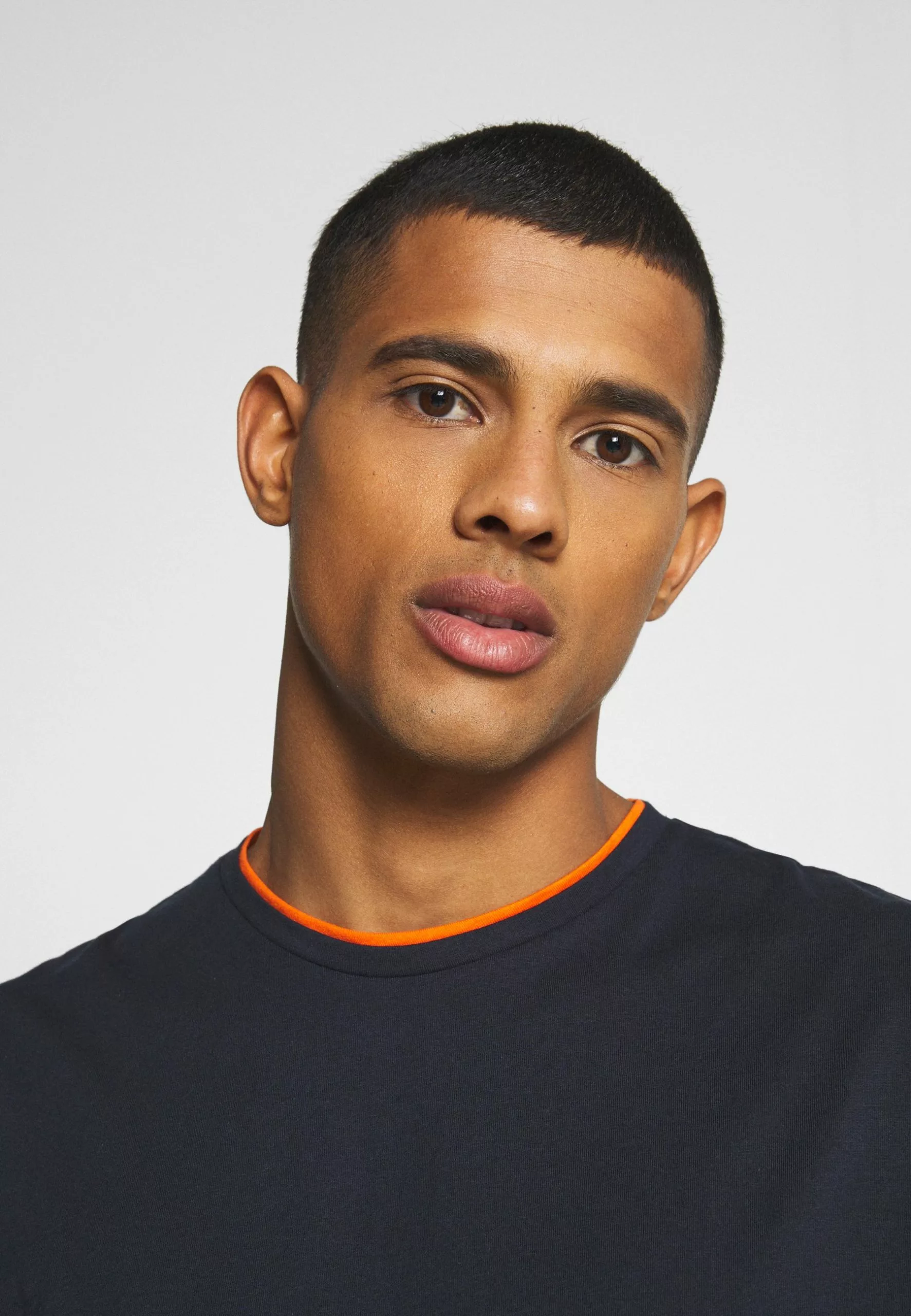 Meilleur Prix Garanti YOURTURN UNISEX - T-shirt basique t shirt Col rond all 6 Meilleur Prix Garanti YOURTURN UNISEX - T-shirt basique t shirt Col rond all – Image 4