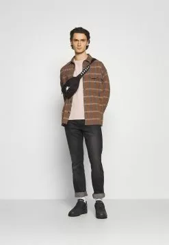 Qualité Fiable YOURTURN T-shirt imprimé t shirt Col rond all 15 Qualité Fiable YOURTURN T-shirt imprimé t shirt Col rond all -YOURTURN Soldes 2023 8ae8eaefec9c4a669fb41aa57a8153fb