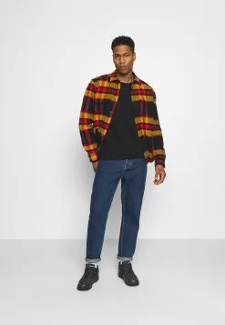 YOURTURN UNISEX - T-shirt à manches longues Bas Prix t shirt Col rond all -YOURTURN Soldes 2023 8cc8e2f8c62c49d0a7963ddf45274c3d