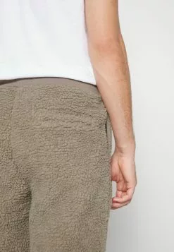 YOURTURN Pantalon de survêtement En Remise trouser Normale all 13 YOURTURN Pantalon de survêtement En Remise trouser Normale all -YOURTURN Soldes 2023 a4787ca8ba664e648e5d50eefd1f8d06