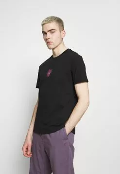 En Remise YOURTURN UNISEX - T-shirt imprimé t shirt Col rond all -YOURTURN Soldes 2023 ab5a275327fe4428abae438dc412cd42