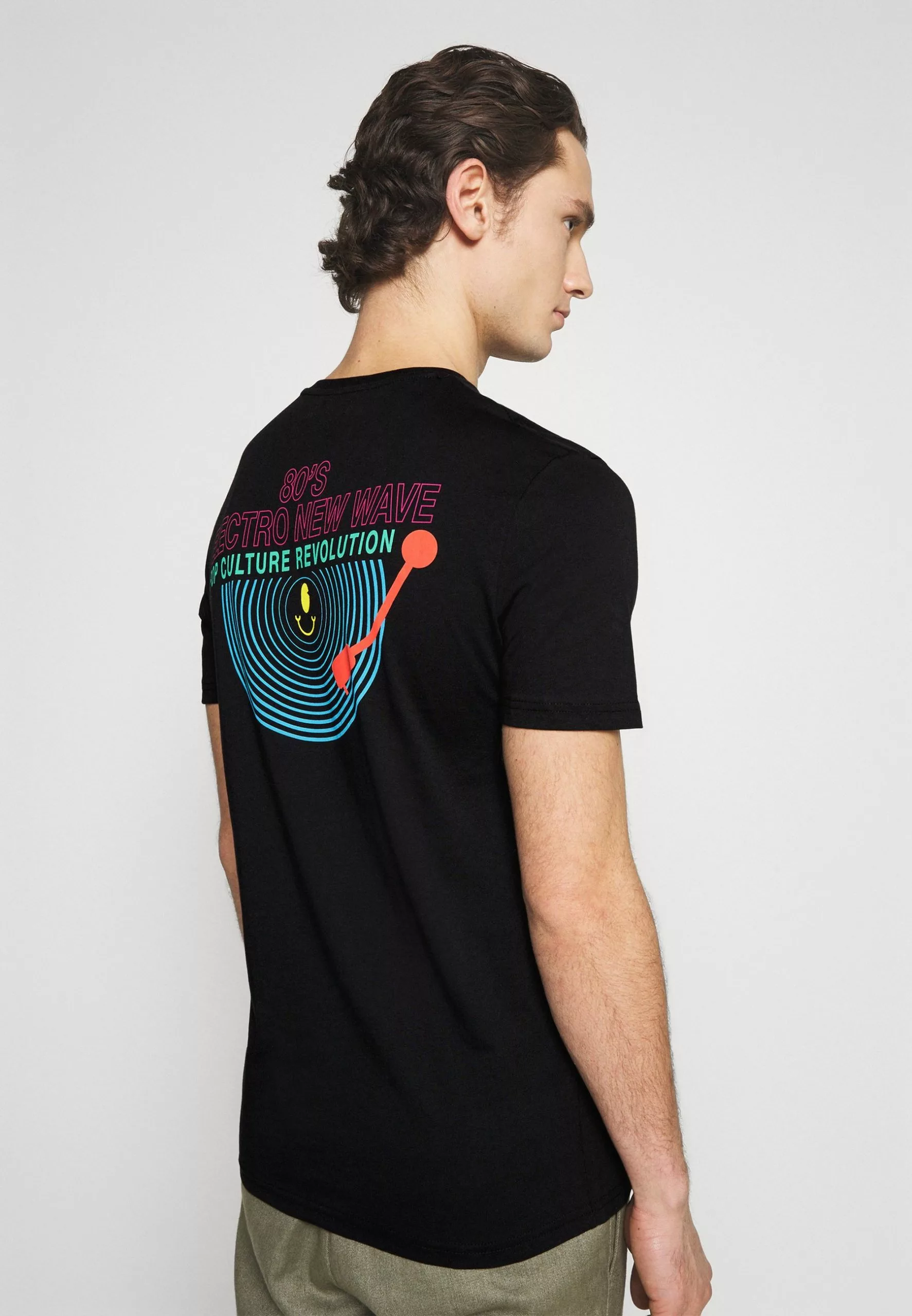 YOURTURN UNISEX - T-shirt imprimé Prix Incroyables t shirt Col rond all 5 YOURTURN UNISEX - T-shirt imprimé Prix Incroyables t shirt Col rond all – Image 3