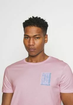 YOURTURN Prix Cassé UNISEX - T-shirt imprimé t shirt Col rond all 16 YOURTURN Prix Cassé UNISEX - T-shirt imprimé t shirt Col rond all -YOURTURN Soldes 2023 b44448d937a84db987b8fd3f153d6f8e