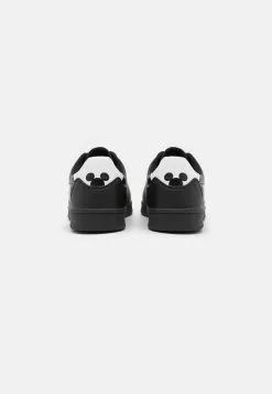 Prix Cassé YOURTURN DISNEY UNISEX - Baskets basses sneaker Rond all 11 Prix Cassé YOURTURN DISNEY UNISEX - Baskets basses sneaker Rond all -YOURTURN Soldes 2023 bbfebfe77308411d883a909364163e80
