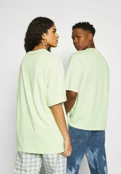 YOURTURN Réduction OVERSIZED FIT UNISEX - T-shirt imprimé t shirt Col rond all -YOURTURN Soldes 2023 c495049c33594372878053171f20fe81