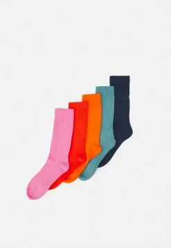 YOURTURN 5 PACK - Chaussettes Qualité Fiable stocking Couleur unie men -YOURTURN Soldes 2023 cba6387b38d3418a9a4290e3fbb29b12 1