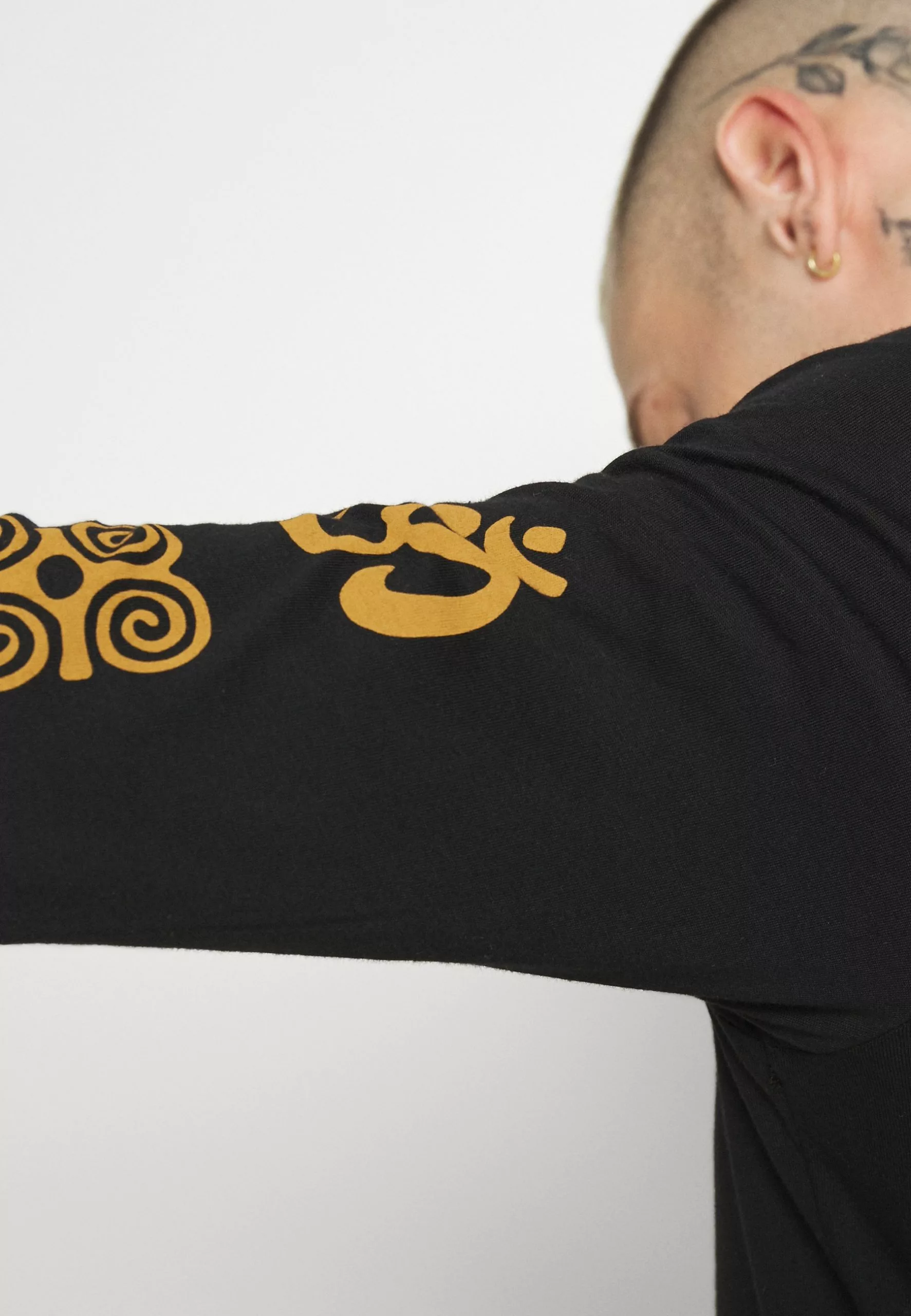 Qualité Fiable YOURTURN UNISEX - T-shirt à manches longues t shirt Col rond all 7 Qualité Fiable YOURTURN UNISEX - T-shirt à manches longues t shirt Col rond all – Image 5