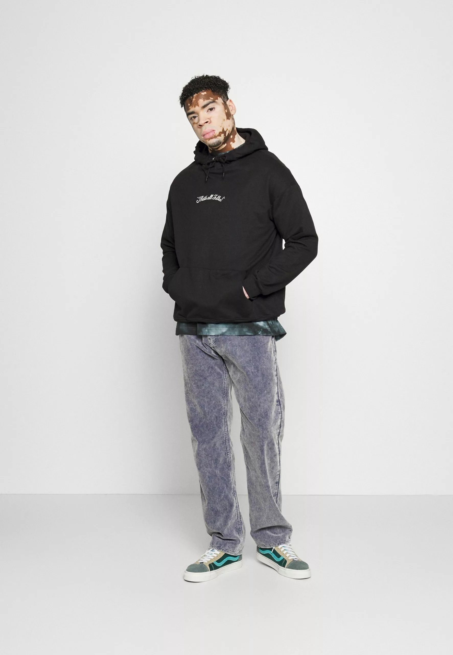 Un Tarif Préférentiel YOURTURN UNISEX LOONEY TUNES SWEAT - Sweat à capuche pullover Capuche all 4 Un Tarif Préférentiel YOURTURN UNISEX LOONEY TUNES SWEAT - Sweat à capuche pullover Capuche all – Image 2