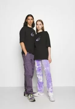 YOURTURN Meilleur Prix Garanti OVERSIZED FIT UNISEX - T-shirt imprimé t shirt Col rond all -YOURTURN Soldes 2023 ebfcddbeeedc435f9aaa158f51c3c41e